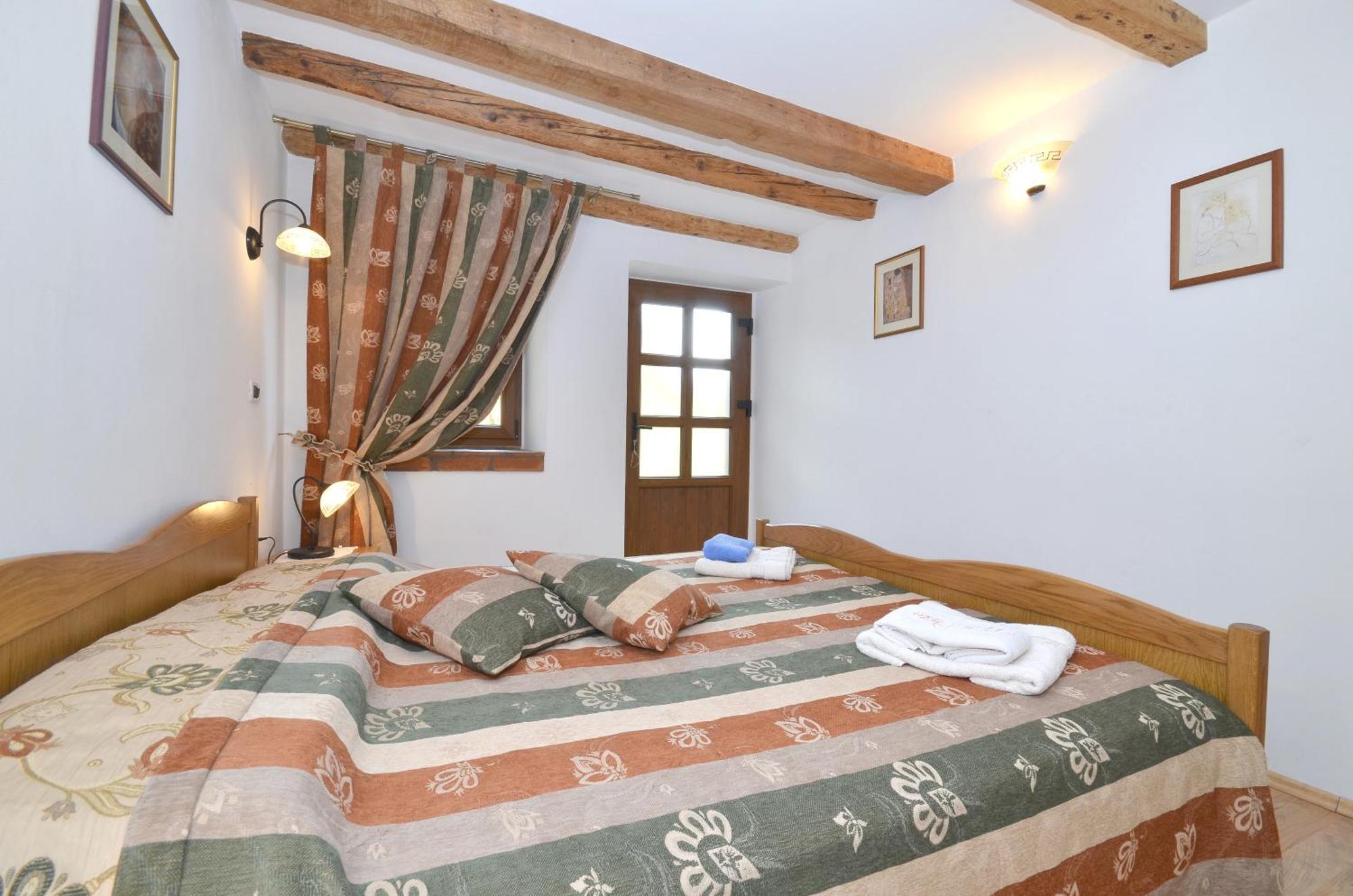 Bella Vista Apartments 모토분 객실 사진